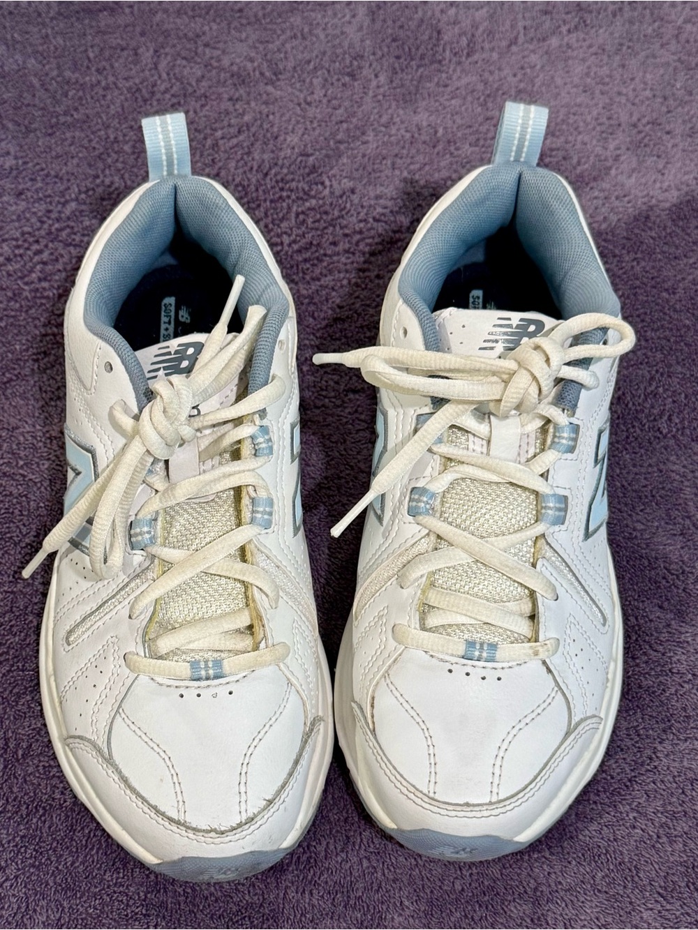 New Balance Kids White & Light Blue Sneakers - Picture 2 of 6